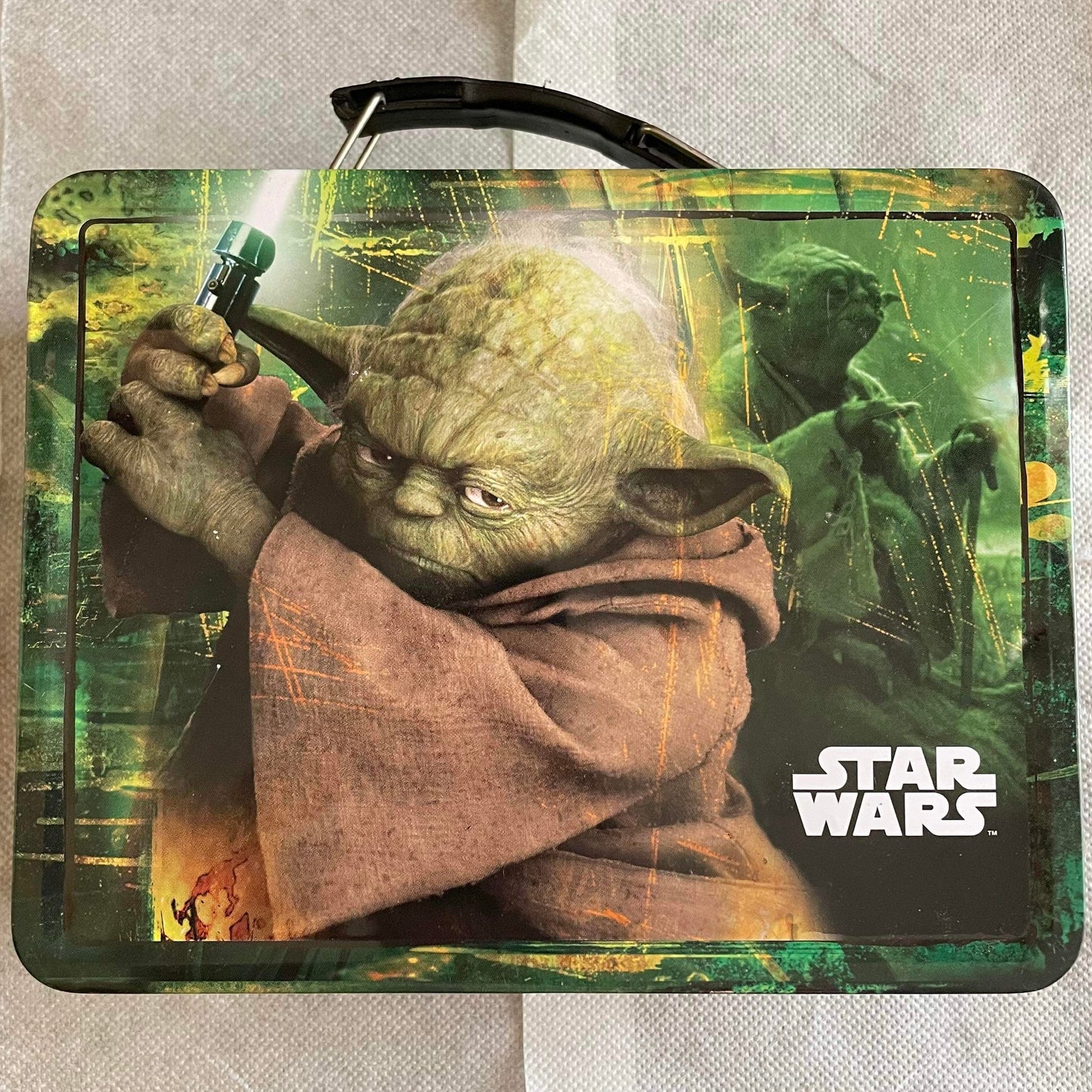 Star Wars Yoda Embossed Metal Lunch Box